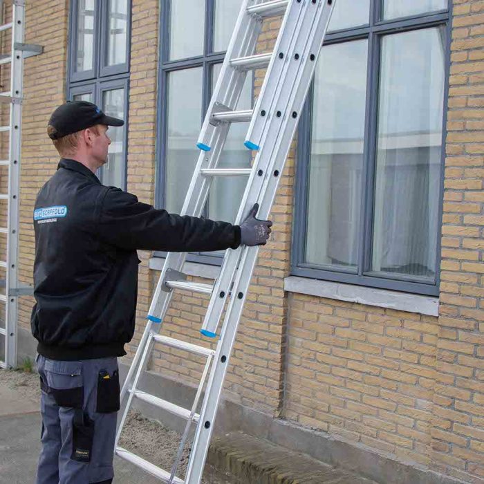 eurostairs-eurostairs-opsteek-ladder-driedelig-uit-1